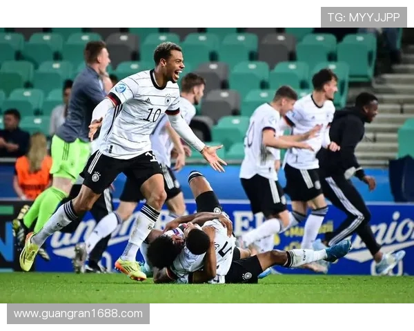 意甲球队vs德甲球队：意甲与德甲球队的对比与战术分析